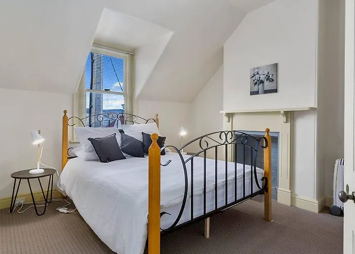 Cosy Glebe Cottage - Stroll To Central Hobart